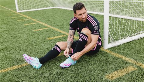 messi x crazyfast football boots